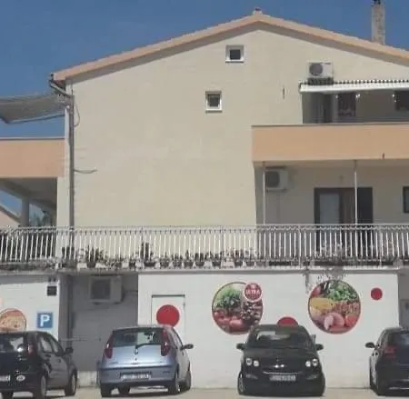 Dragicevic Apartment